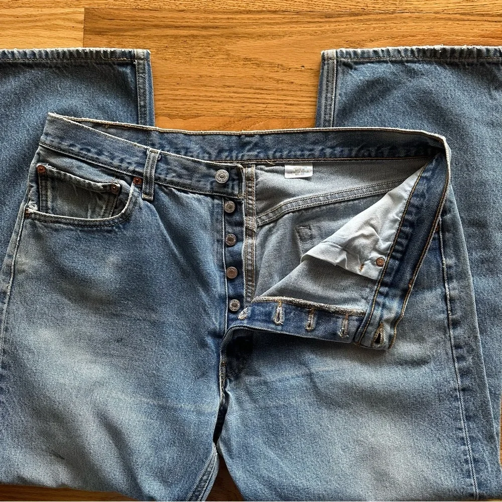 Vintage Levi’s  501 Men’s Jeans Size 38